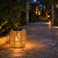 Lámpara Solar de Exterior, Metálica, LED, Portátil, para Jardín, IP54, Impermeable, para Patio, Terraza, Decoración Navideña