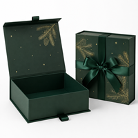 Boîte cadeau magnétique de Noël personnalisée, pliable, en carton rigide avec logo en estampage à chaud pour l'emballage de bonbons
