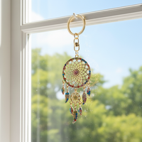 Porte-clés créatif attrape-rêves ajouré en strass avec plume, élégant, pendentif pour voiture ou sac, petit cadeau en métal