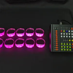 Pulseiras LED de silicone RGB para festivais, produtos promocionais, aparelhos tecnológicos legais brilhantes e piscantes