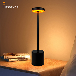 <span class=keywords><strong>Lampada</strong></span> da Tavolo di Lusso a LED Piccola e Portatile, Ricaricabile Senza Fili per Hotel, Ristorante e Camera da Letto - Product Image 4