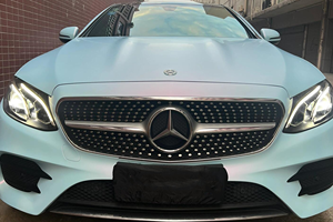 Film vinyle pour voiture PET bleu brillant sans bulles, haute brillance, installation facile, technologie Air Release, rouleau automobile, film changeant de couleur - Product Image 6