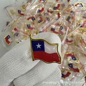 Épinglette drapeau du Qatar en émail métallique, badge national, <span class=keywords><strong>broche</strong></span> drapeau du pays, lot en gros d'épingles pour chapeau, cravate, vêtements - Product Image 2