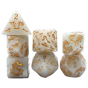 Nouveau 7 dés RPG acrylique polyédriques D20 conception de dragon d'or pour donjons Dragons Pathfinder pour <span class=keywords><strong>jeux</strong></span> de société <span class=keywords><strong>Warhammer</strong></span> - Product Image 5