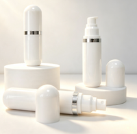 Flacon pompe sans air à brume fine de luxe vide 15ml 30ml 50ml 80ml 100ml avec bord argenté pour emballage cosmétique et soins de la peau