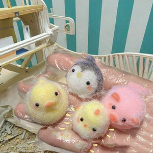 ของเล่นบีบลดความเครียดรูปลูกเจี๊ยบน่ารักสไตล์คาวาอี้ ทำจากวัสดุ EVA สำหรับเด็กนักเรียน อายุ 5-7 ปี ขายดีมาก ของเล่นบีบ Taba TPR - Product Image 3