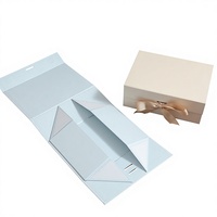 Emballage en carton rigide avec logo personnalisé, panier pliable en papier magnétique, boîte cadeau avec ruban