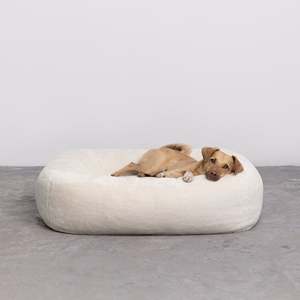 Cama para Perros y Gatos de Espuma Viscoelástica de Lujo, Diseño OEM/ODM, Ortopédica, con Peluche Sintético, Cojín Personalizado Extraíble, Antideslizante - Product Image 4