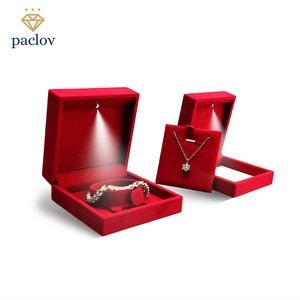 Scatola di anelli con cerniera luce di lusso Paclov all'ingrosso in plastica e velluto rosso confezione regalo in velluto di alta qualità - Product Image 3