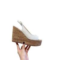 Sandales compensées à plateforme pour femmes avec empeigne en cuir PU et semelle en caoutchouc antidérapante