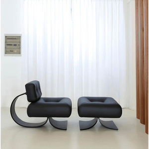 Fauteuil individuel Spade K pour salon de villa, style italien moderne, minimaliste, en métal irrégulier, design queue de poisson - Product Image 1