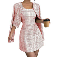 Tenues personnalisées pour femmes en deux pièces, veste courte à manches longues à boutons en tissu écossais et robe mini sans manches, ensembles de robes en tweed pour femmes