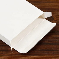 Boîte pliante simple et facile 2022 emballage de boîte-cadeau en papier de luxe personnalisé boîte en papier au design attrayant à la mode en kraft noir blanc