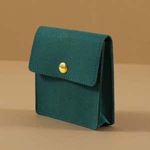 ถุงใส่เครื่องประดับไมโครไฟเบอร์สั่งทำโลโก้ขายส่ง ปิดด้วยกระดุมแป๊ก ถุงใส่เครื่องประดับทำมือ ถุงใส่ต่างหู สร้อยคอ แหวน ถุงของขวัญงานแต่งงาน - Product Image 3