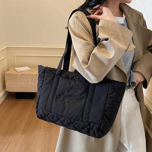 Bolso de Mano Personalizado con Logotipo Bordado para Mujer, Bolso de Hombro Acolchado de Algodón Estampado - Product Image 5