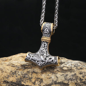 yunnique Pendentif marteau de Thor en acier inoxydable, bijoux pour hommes, collier Viking, cadeau - Product Image 1