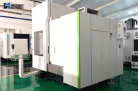 Centre d'usinage vertical CNC 5 axes MX650 avec changeur d'outils automatique pour métaux Siemens BT40 40T