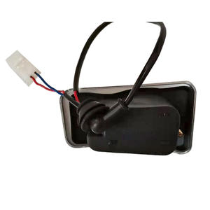 Luz Lateral LED para Camión Iveco 500314717, Carcasa Blanca y Negra, para Actualización de Camiones de Trabajo Mediano, Material Plástico - Product Image 1