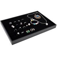 Vente en gros Bagues en velours noir 35*24 cm cuir PU Colliers Pendentifs Bracelets Boucles d'oreilles Plateaux de rangement pour bijoux Affichage boutique
