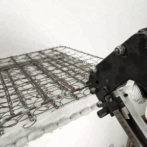 Clip de matelas M47, agrafeuse <span class=keywords><strong>pour</strong></span> canapé, outil pneumatique <span class=keywords><strong>pour</strong></span> matelas/cages/fils/clôtures - Product Image 6