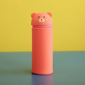 Trousse à crayons ronde 3D en silicone pour enfants, motif dessin animé, avec fonction anti-stress à bulles, format portefeuille et étui en plastique - Product Image 2