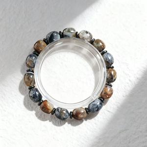 Bracelet en pierre précieuse de pietersite, équilibre énergétique naturel, bracelet en cristal, bracelets pour femmes, bois pétrifié - Product Image 1