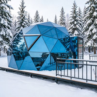 Tente Dôme en Verre, Hébergement de Luxe, Écotourisme, Immersion dans la Nature, Tente de Luxe, Vues Panoramiques, Tente Dôme Géodésique Écologique