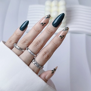 定制高品质杏仁压钉哑光绿色银假指甲手指应用 - Product Image 3