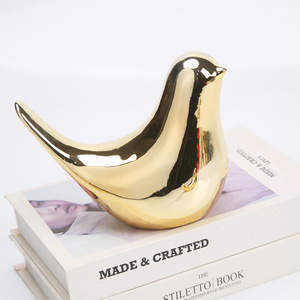 Accessori Decorativi per la Casa in Ceramica Dorata a Forma di Uccello, di Nuova Concezione - Product Image 3