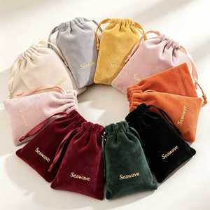 Pochette en velours avec cordon de serrage, logo personnalisé, sac cadeau en velours doux, multicolore, multi-tailles, emballage pour bijoux, sac de rangement avec cordon de serrage - Product Image 1