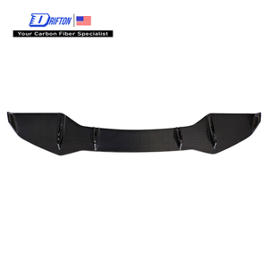 แผ่นคาร์บอนไฟเบอร์ด้านหลังแผ่นกระจายแสงสำหรับรถแลมโบกินี LP610 2014-2019 - Product Image 1