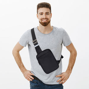 Bolsa de Peito Masculina de Design Fashion, Venda Quente nos EUA, Bolsa Transversal para Esportes ao Ar Livre com Material Resistente à Água - Product Image 2