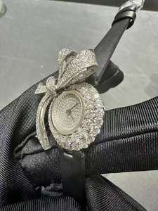 Reloj Personalizado con Moissanita VVS, Reloj Elegante y Hermoso con Lazo de Lujo, Reloj con Diamantes Cultivados en Laboratorio Estilo Hip-hop - Product Image 2