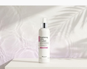 [OEM/ODM] Crème Ultra-Émulsifiante Luxe Éclaircissante et Anti-Âge au Niacinamide et Peptides Cellulaires Factosquare Corée - Product Image 2