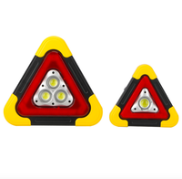 Signalisation de sécurité de stationnement d'urgence, triangle de signalisation LED alimenté par énergie solaire, triangle de signalisation