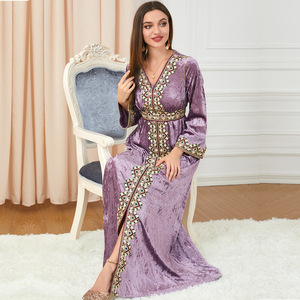 Venta al por mayor caliente Nuevo musulmán mujeres Vestido de manga larga cuello en V elegante Delgado caftán musulmán modesto terciopelo Abaya vestido <span class=keywords><strong>Kaftan</strong></span> - Product Image 2