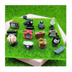 100 figurines miniatures d'appareils électroménagers anciens, mignonnes, accessoires photo (téléviseur, téléphone), bagages, grammophone, ornements pour jouets d'enfants, fournisseur - Product Image 3
