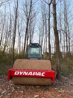 Rouleau compacteur Dynapac CA301D d'occasion en bon état, rouleau vibratoire monocylindre, moteur diesel, 12 tonnes, diesel
