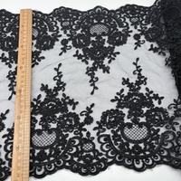 Tissu en dentelle cordonnée florale brodée fantastique de 34 cm avec sequins pour vêtements LT2919B