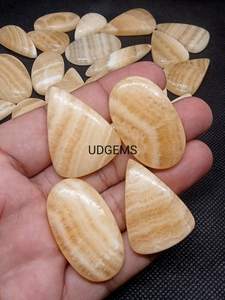 Piedra preciosa de calcita natural verde, suministro a granel al por mayor de alta calidad para joyería y uso curativo - Product Image 4