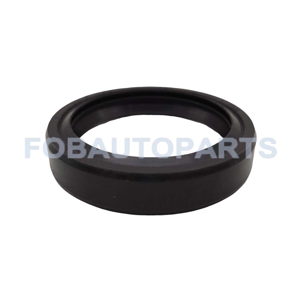 Hot Sale High Quality Auto Engine Parts Oil Seal for for Mitsubishi MD731708