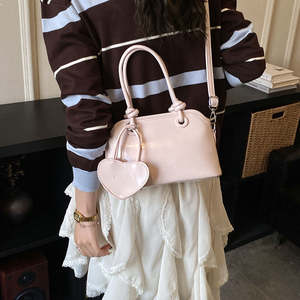 กระเป๋าถือสะพายไหล่สีลูกกวาดแฟชั่นใหม่ปี 2026 กระเป๋าถือ PU พกพาสะดวก กระเป๋าสะพายข้างผู้หญิงแฟชั่น - Product Image 3