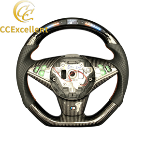 Volant en Fibre de Carbone Forme et Couleur Personnalisées CCExcellent pour BMW E60 E63 avec Garniture et Cuir Perforé - Product Image 1
