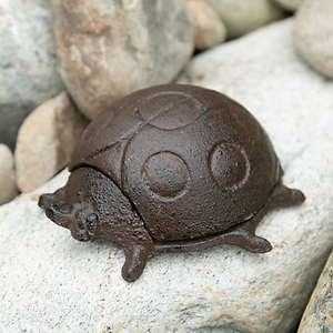 Coccinelle en fonte porte-clés secret figurine animale coccinelle <span class=keywords><strong>scarabée</strong></span> boîte à clés pour la décoration intérieure extérieure de la maison - Product Image 2