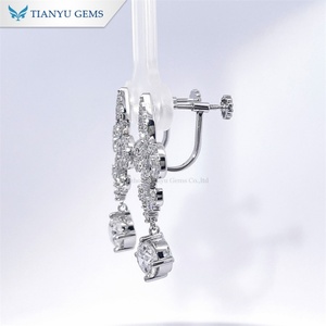 Tianyu ต่างหูเพชรโมอิสทรงกลมหรูหรา10K 14K 18K แต่ละอันมีเพชร1 CTW 6.5มม. หมั้นงานแต่ง - Product Image 3