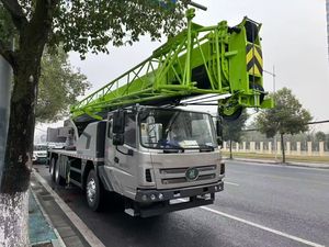 Factory Direct ZOOMLION ZTC250V5 1 New 25 Ton Hydraulic Mobile <b>Crane</b> Construction Equipment Truck <b>Crane</b> - Product Image 1