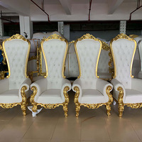 Chaise Trône Pliante de Luxe pour Hôtels, Dossier Haut, Structure Métallique Dorée, Cuir PU Blanc, Idéale pour Événements Royaux et Mariages