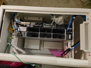 ISitePower-M-MXP05A1 Với Hệ Thống Điện Hybrid ETP23006-C3A1 01075680-002 6KVA SMU02C R4850 R4875 Máy Ghi Dữ Liệu & Màn Hình Thông Minh Năng Lượng Mặt Trời - Product Image 2