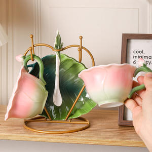 Tasse à café en céramique de porcelaine de luxe Offre Spéciale de 160ml 180ml 650ml tasse de Style arabe réutilisable de conception de Rose colorée pour le cadeau <span class=keywords><strong>des</strong></span> <span class=keywords><strong>amis</strong></span> - Product Image 4