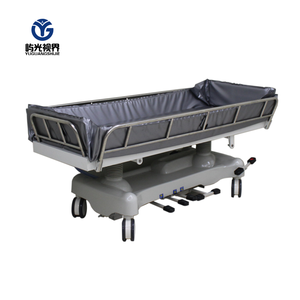 Lit de <span class=keywords><strong>douche</strong></span> médical <span class=keywords><strong>hydraulique</strong></span>, <span class=keywords><strong>chariot</strong></span> de bain pour patients d'hôpital avec barrières de sécurité complètes - Product Image 1